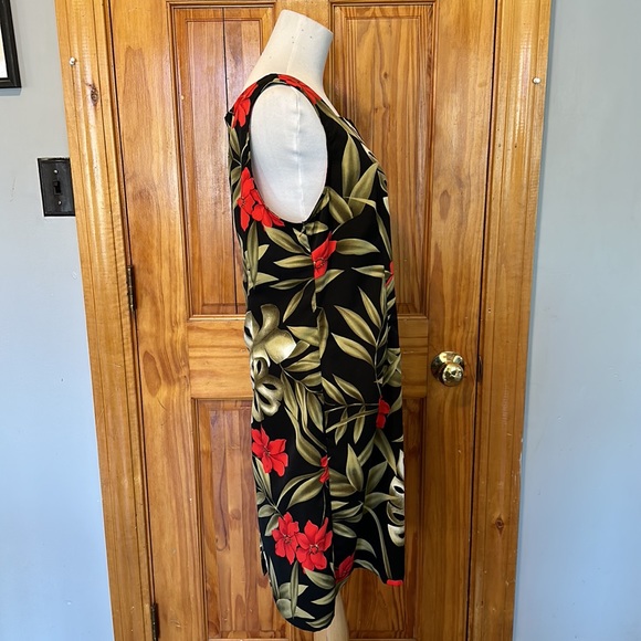 Connected apparel dress - Picture 5 of 6